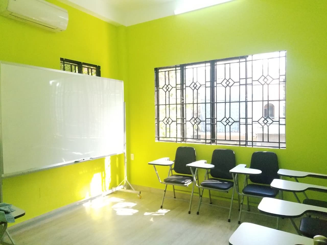 Thành lập Deutsche Ecke