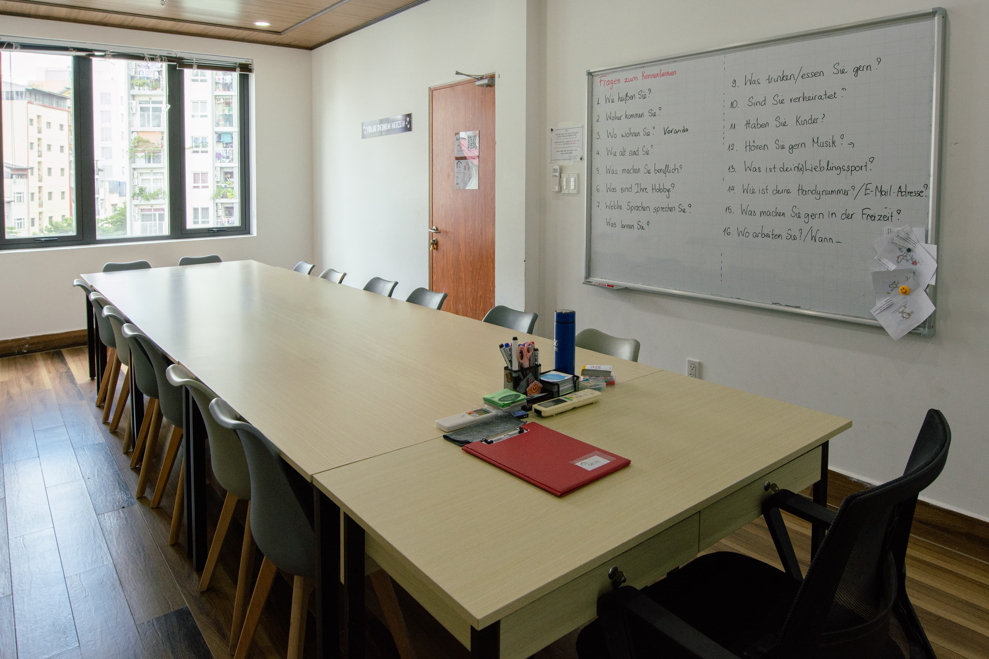 Phòng học 12 chỗ ngồi - Ảnh 2